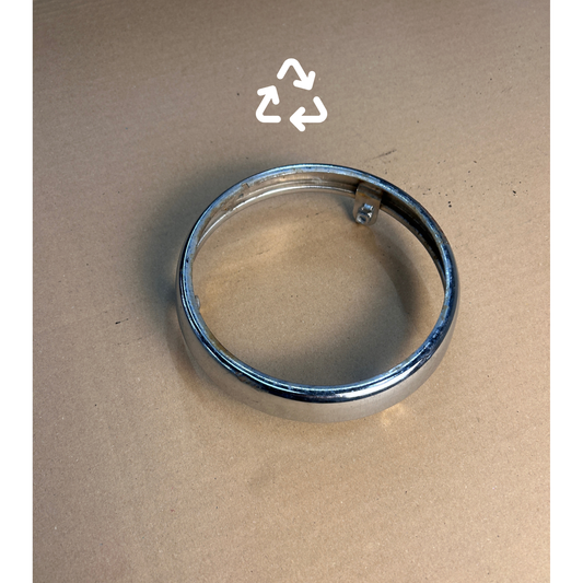 Gebraucht - Scheinwerfer-Ring Dax mit Gebrauchsspuren - siehe Fotos